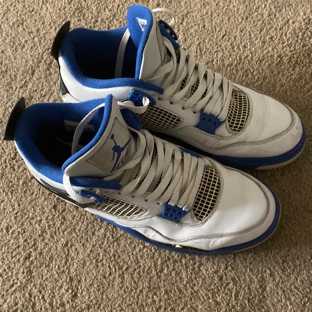 Air Jordan 4 Motorsport
